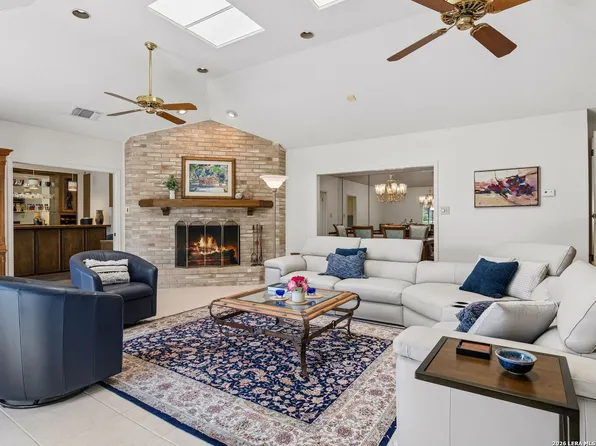 6122 Windy Knoll, Windcrest, TX 78239