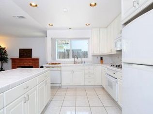9701 Delafield Cir, Huntington Beach, CA 92646