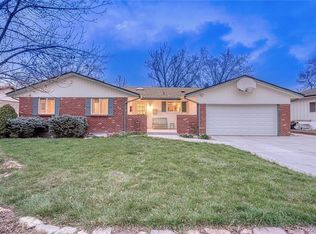 5723 W Maplewood Dr, Littleton, CO 80123