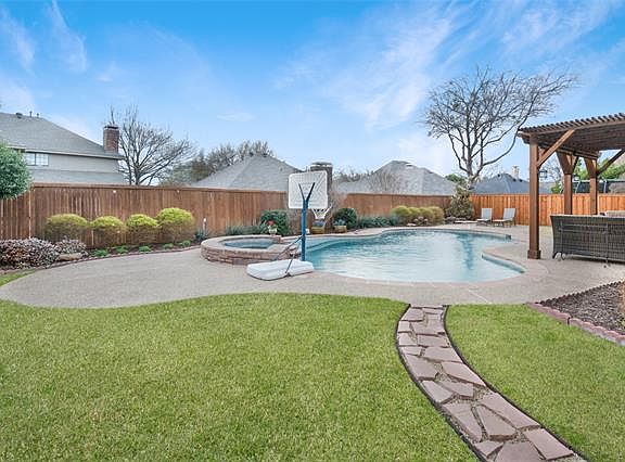 2nd image of 2106 Rock Wood Ln