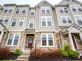 42458 Benfold Sq, Ashburn, VA 20148