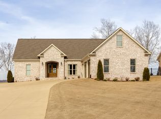 95 Crowne Point Dr, Muscle Shoals, AL 35661