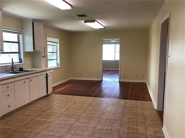 Building Photo - 1016 Elysian Fields Ave