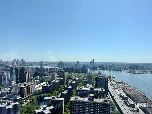 Rented by Gulia Wang, LREB | media 19