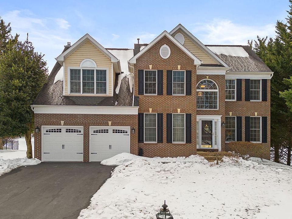 1st image of 6448 Richardson Farm Ln