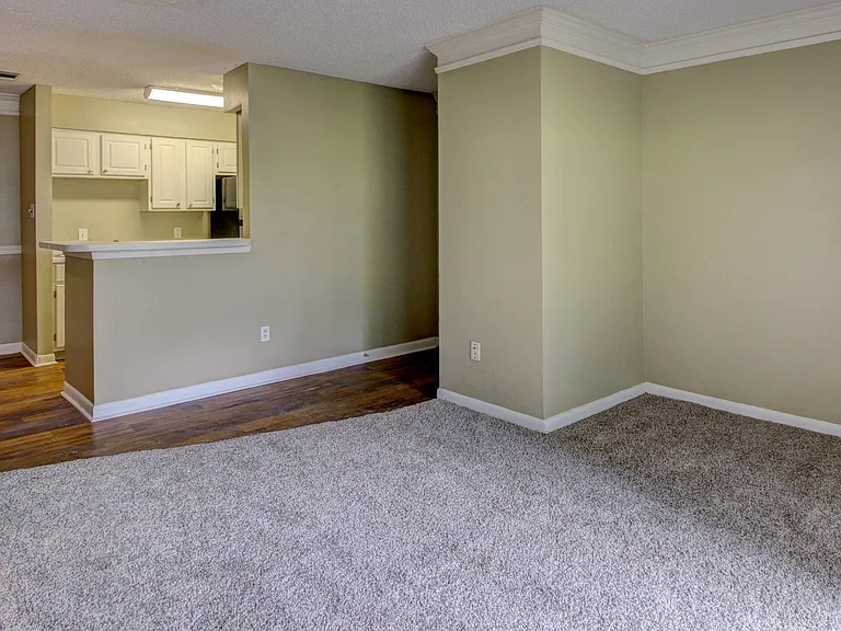 Turtle Creek - Lennox — Photo 27