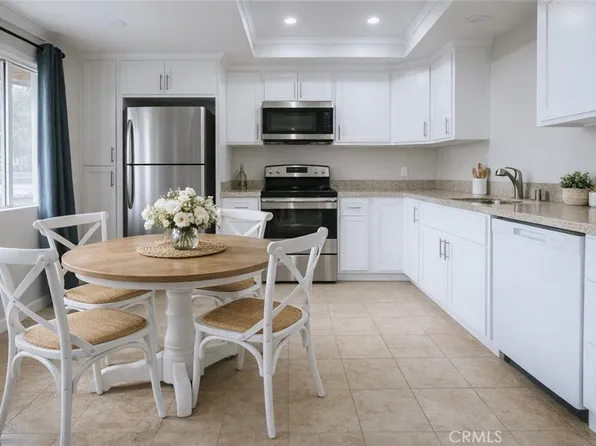 1554 Border Ave Unit G, Corona, CA 92882