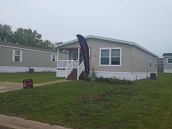 2nd image of 1190 Primrose Ct