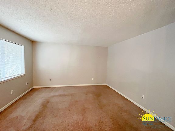 3rd image of 201 College Blvd E Unit 37