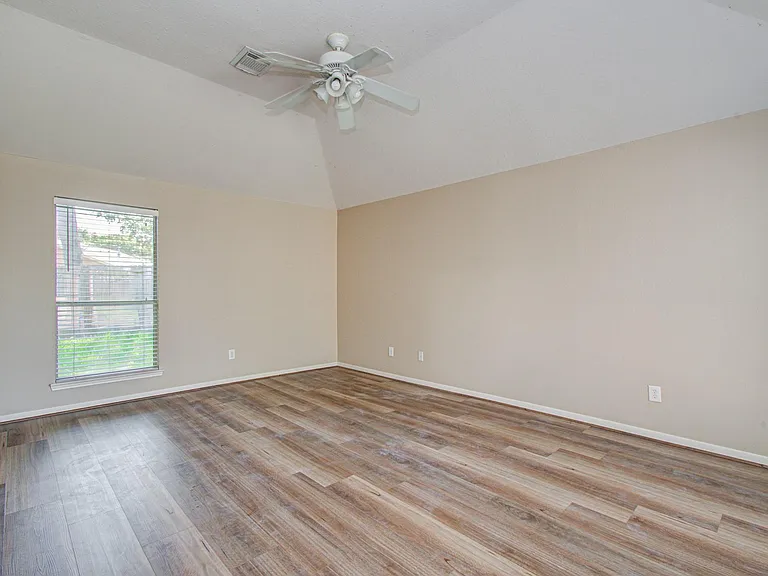 24203 Emory Green St — Photo 30