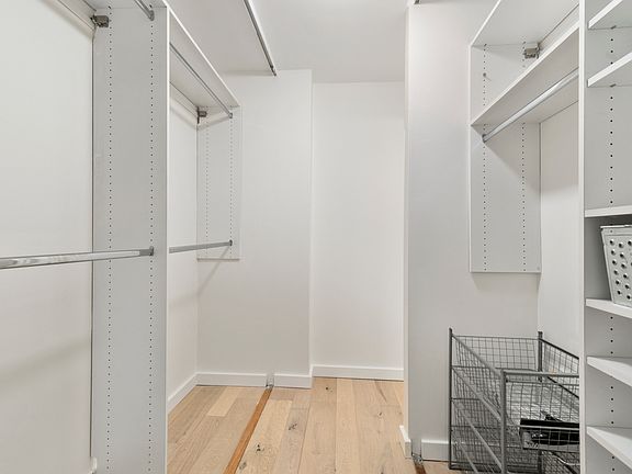 5th image of 275 Greenwich St APT 8C