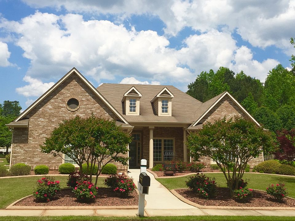 1st image of 344 Lake Forest Dr