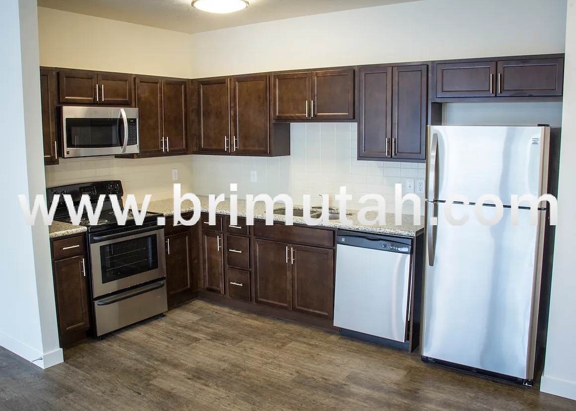 3225 South 900 East — Photo 3