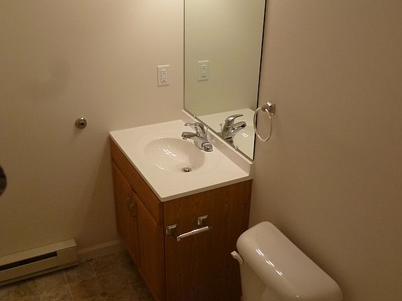 5th image of 1419 Doron Dr #1A
