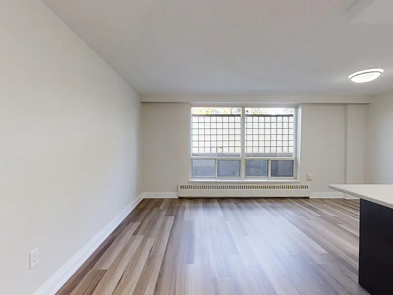 1015 Orchard Rd — Photo 5