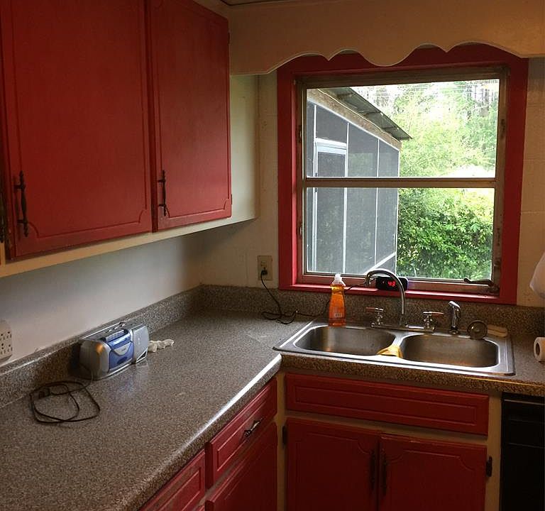 2nd image of 2072 Old Jesup Rd