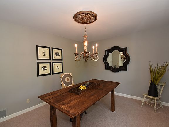 5th image of 7322 W Woodbury Dr