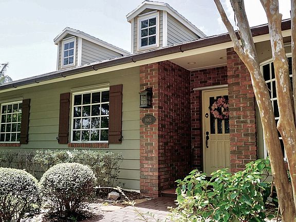3rd image of 8965 SW 157th St