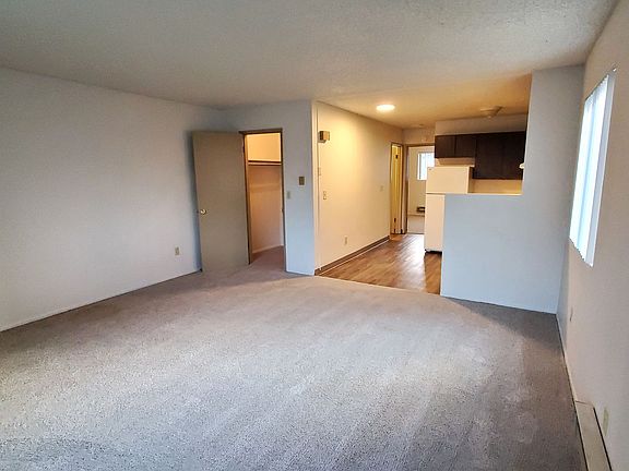 4th image of 1922 George Washington Way APT 1