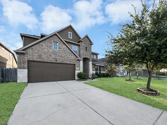 4th image of 4510 Valley Rill Rd