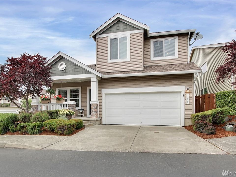 1st image of 709 63rd St SE #105
