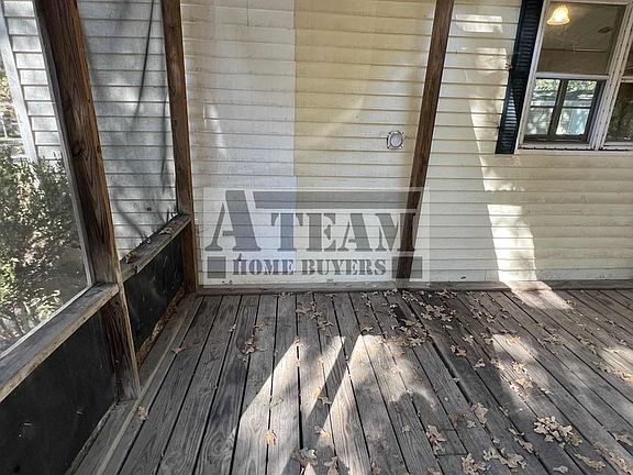 5th image of 166 Fernwood Dr