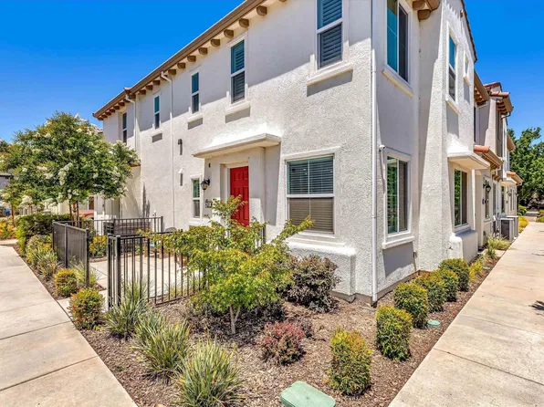 5301 E Commerce Way Unit 74101, Sacramento, CA 95835