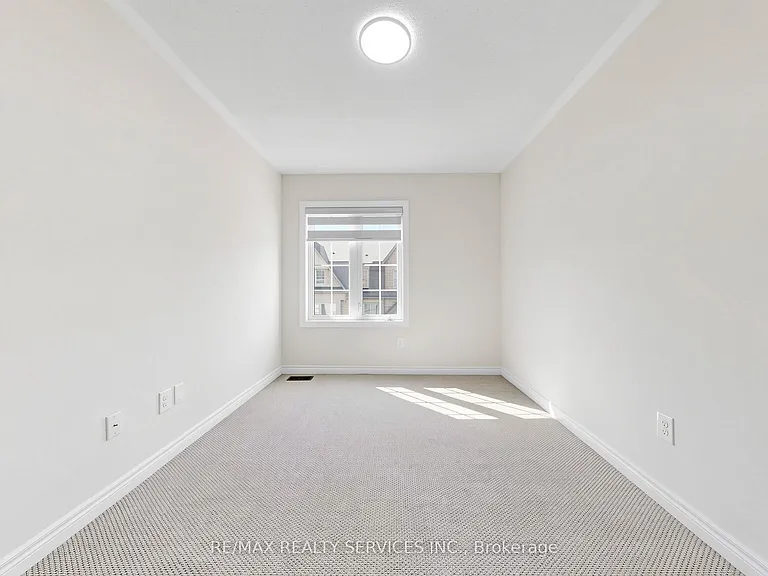 19 Sea Drifter Cres — Photo 38