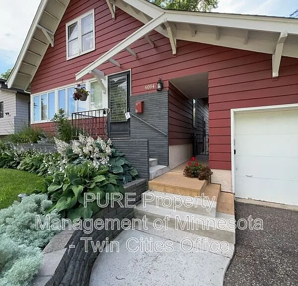 4054 Yosemite Ave S — Photo 1