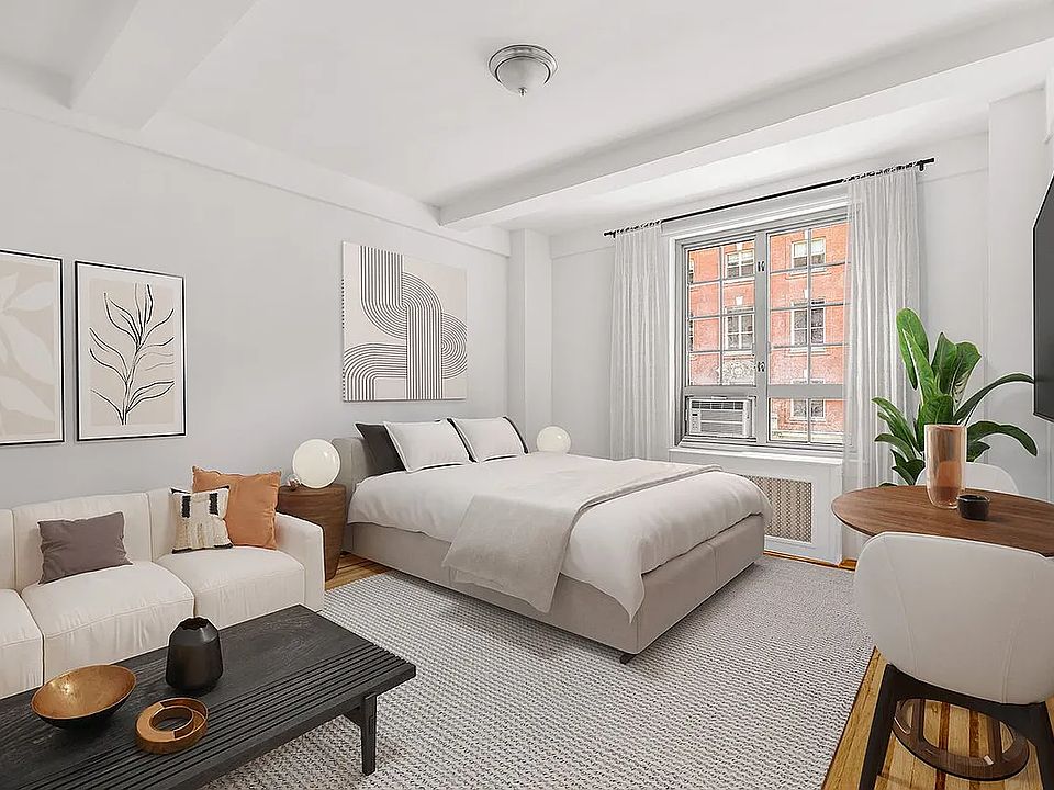 1st image of 241 W 21st St #5