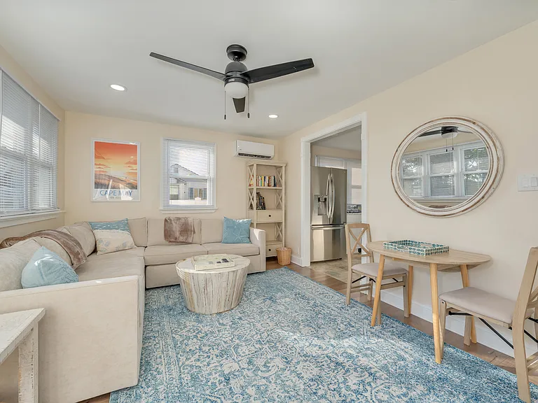 216 Sunray Beach Rd — Photo 3