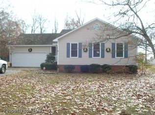 113 Tanning Ridge Dr, Dunn, NC 28334