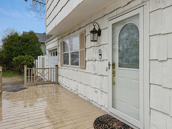 2nd image of 86 Bellecrest Ave