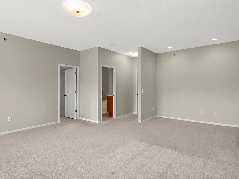 17790 Valley Cove Ct — Photo 10
