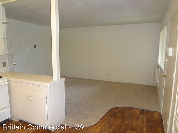 4th image of 2904 Marconi Ave APT 4