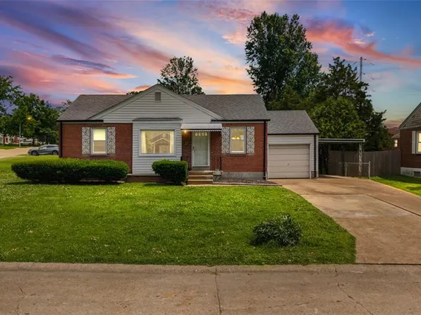 7322 Parkwood Dr, Saint Louis, MO 63116