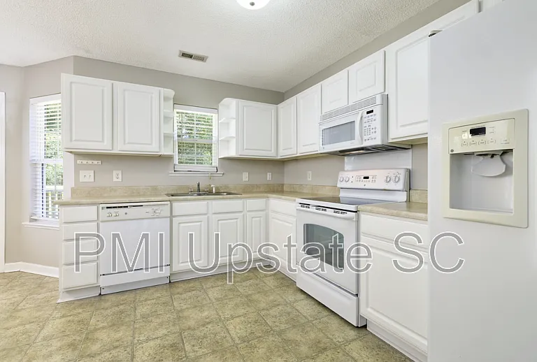 515 S Brown Beaver Ct — Photo 12