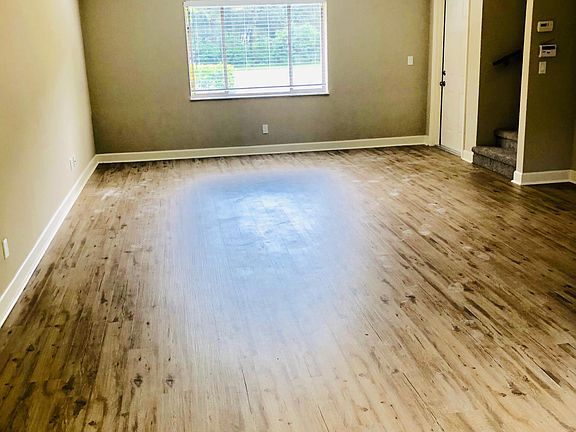 5th image of 1057 6th Ave APT B3