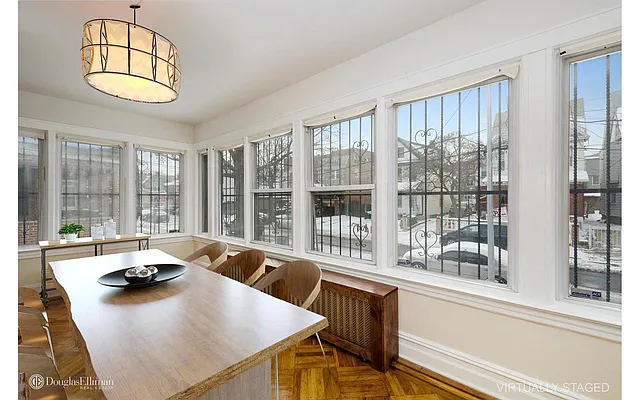 Rented by Evergreen Apartments BK | media 13