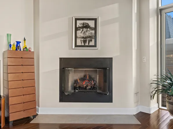 243 West 60th Street 8A image 3 of 17