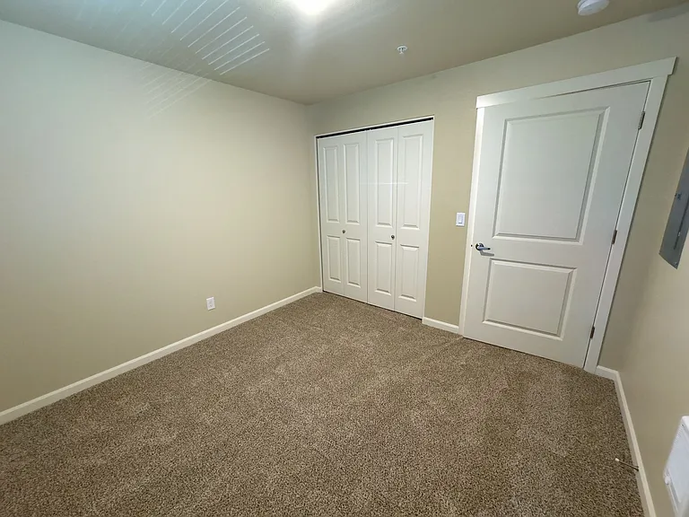 Harmona Heights Apartments — Photo 34