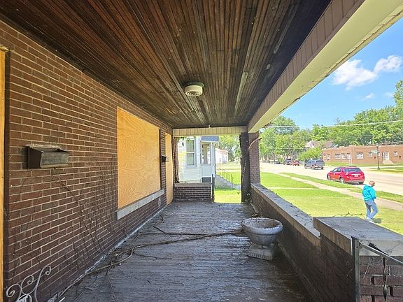 2nd image of 431 S Harrison Ave