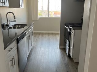 Imperial Avenue 720, El Segundo, CA 90245