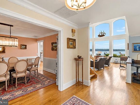 4th image of 104 Mariners Cir
