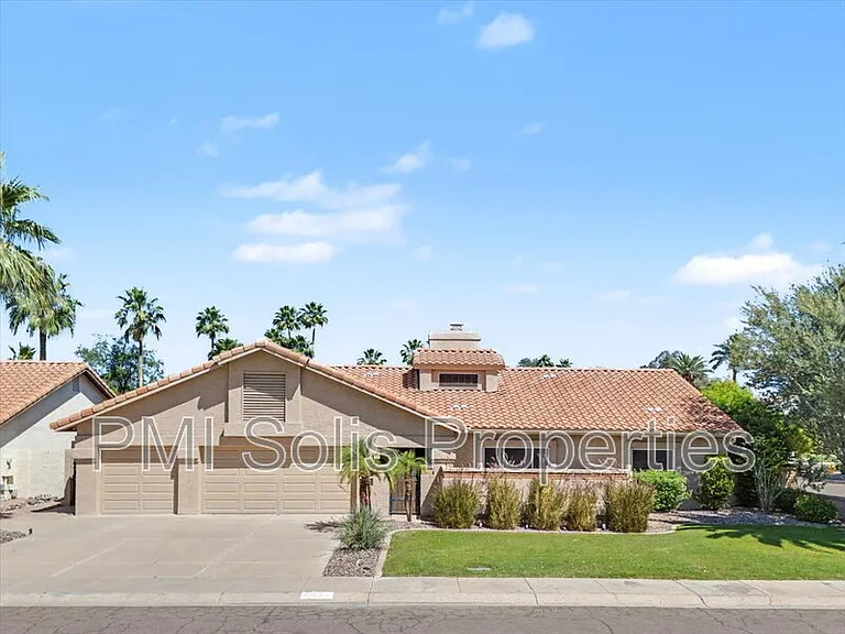 10198 E San Salvador Dr — Photo 1