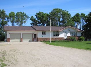 6875 Highway 200 E, Carrington, ND 58421