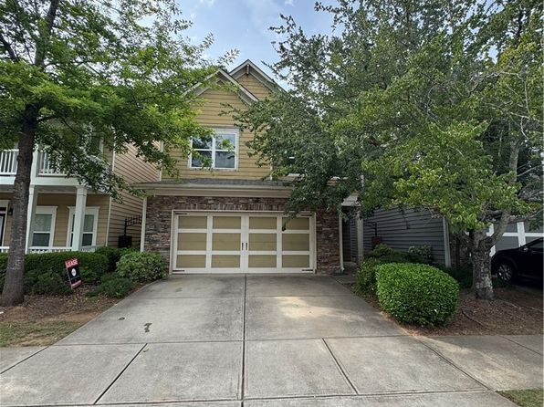 1455 Blackstone Way