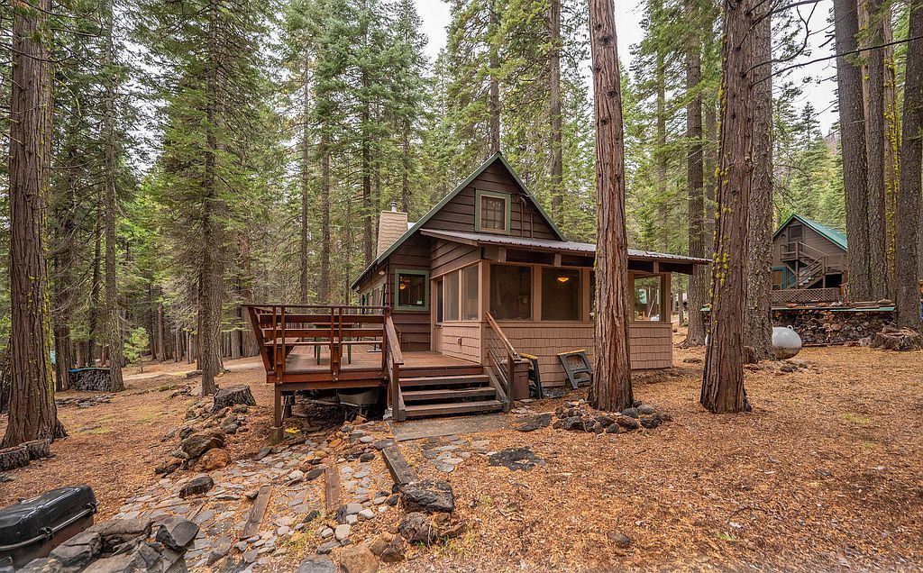18122 Dogwood Way - Property Image