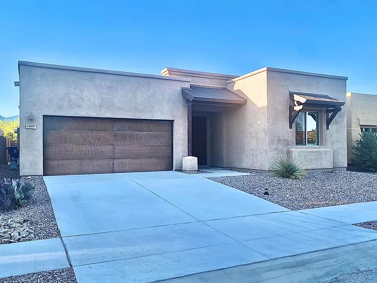 8969 E Lee St — Photo 1