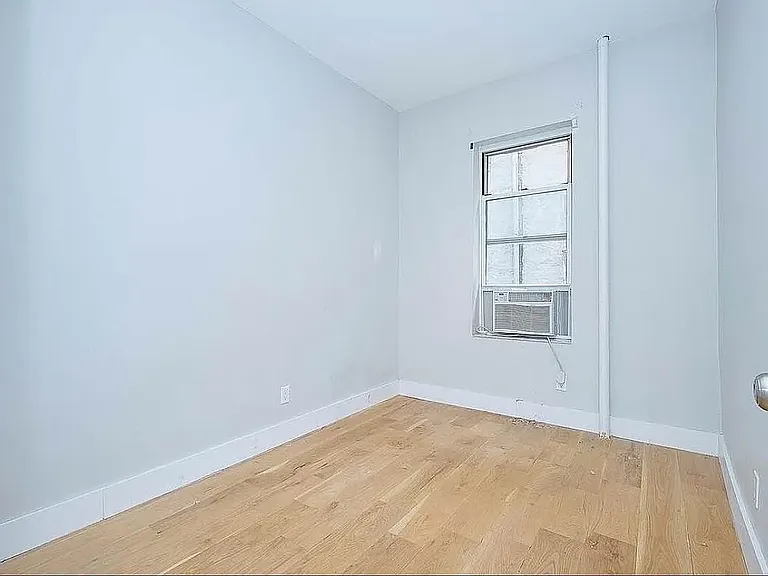 3155 Broadway #5 — Photo 4